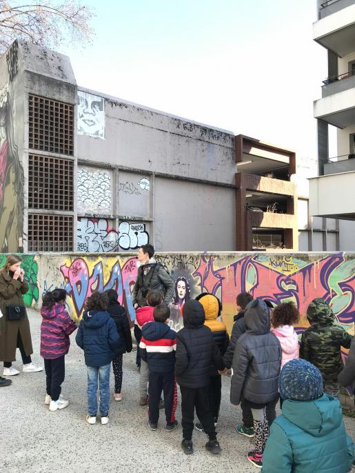 Tous les élèves de l'école des Buttes sont partis cette année à la découverte du patrimoine street art grenoblois. 